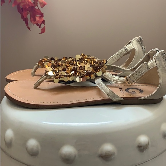 Guess sequences sandals in gold and nude - Picture 3 of 4